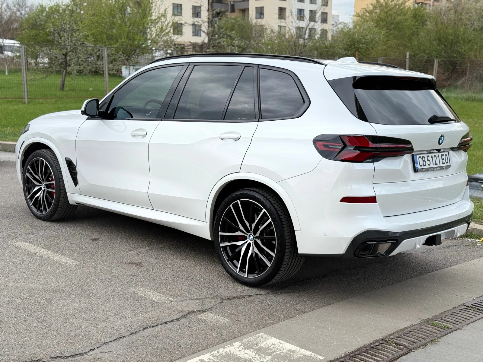 BMW X5 4.0i/xDRIVE/M-SPORT 10 000км!!! - изображение 3