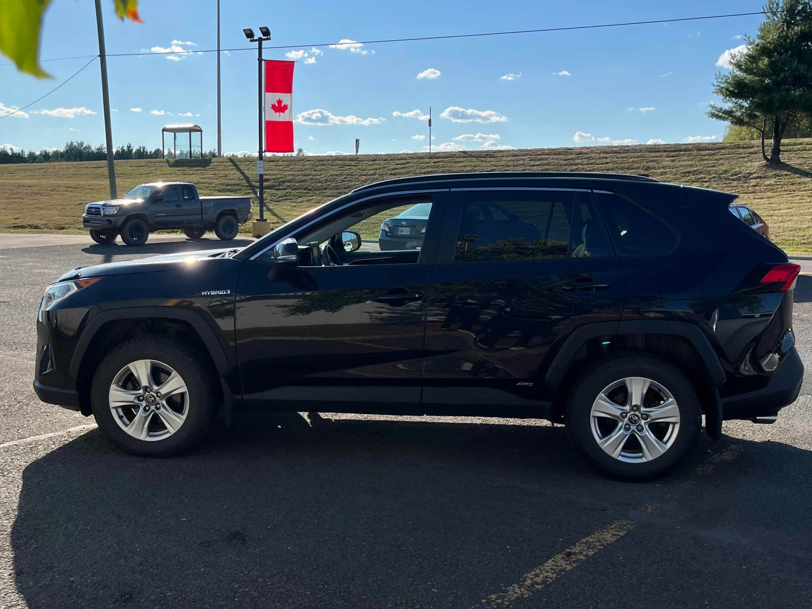 Toyota Rav4 XLE * CARFAX* АВТОФИНАНСИРАНЕ*  - изображение 4