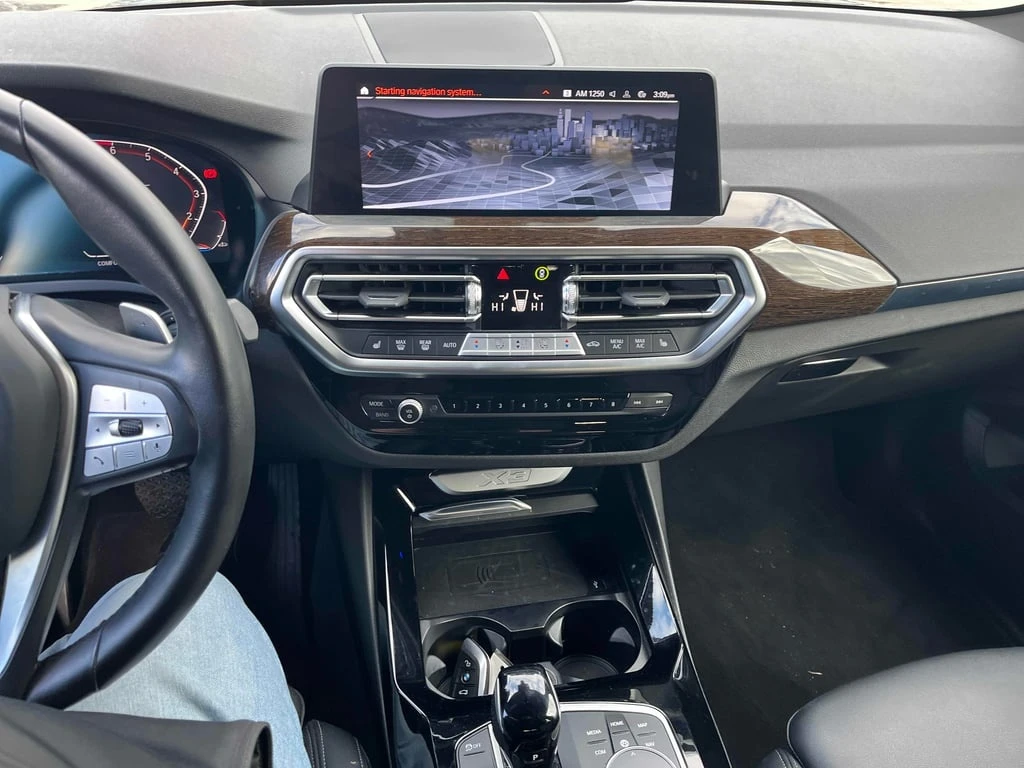 BMW X3 * xDrive30i * CARFAX *    | Mobile.bg   9