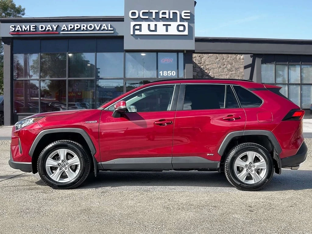 Toyota Rav4 * LE AWD Hybrid (Canada) * CARFAX *  - изображение 3