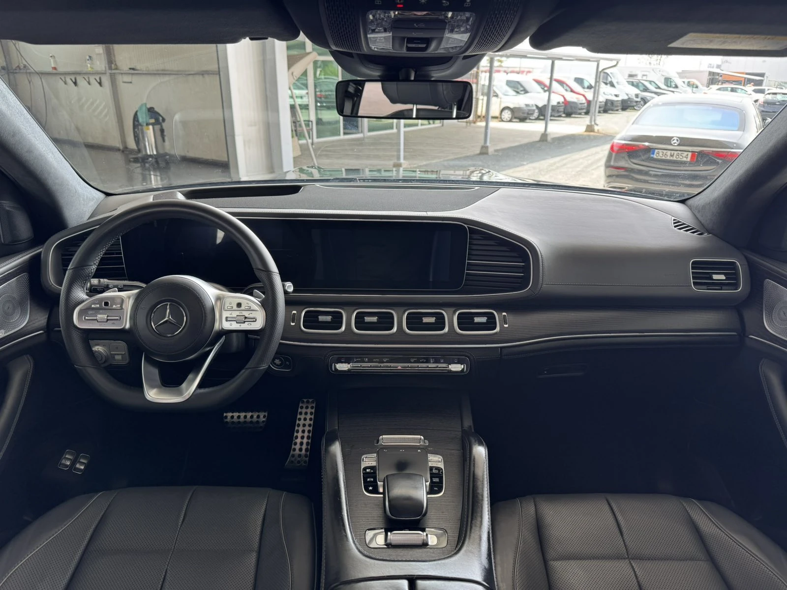 Mercedes-Benz GLS 400 d* 330ps* 4M* AMG Line* 7м* Designo* Head Up* Pano, снимка 11 - Автомобили и джипове - 54455488