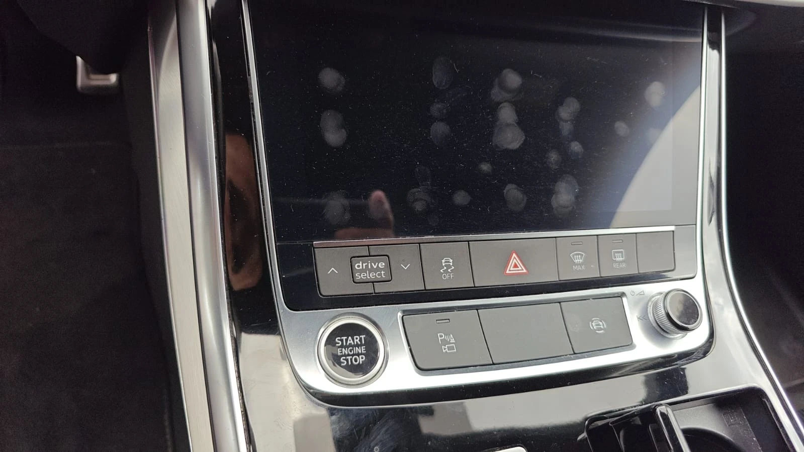 Audi Q8 50 TDI quattro tiptronic Sport, снимка 13 - Автомобили и джипове - 54610239