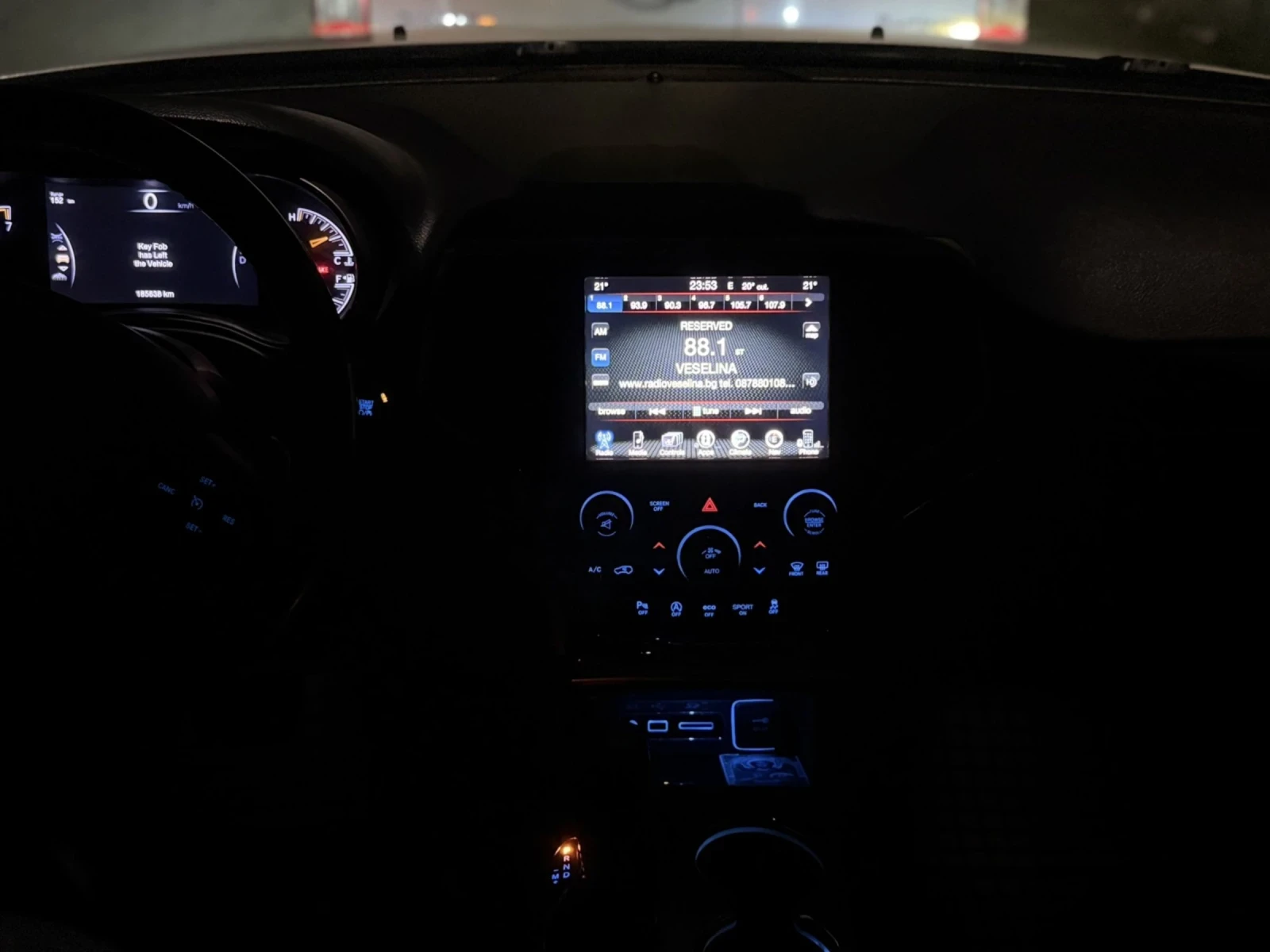Jeep Grand cherokee 3.6 ГАЗ - 75 anniversary edition , снимка 9 - Автомобили и джипове - 54727987