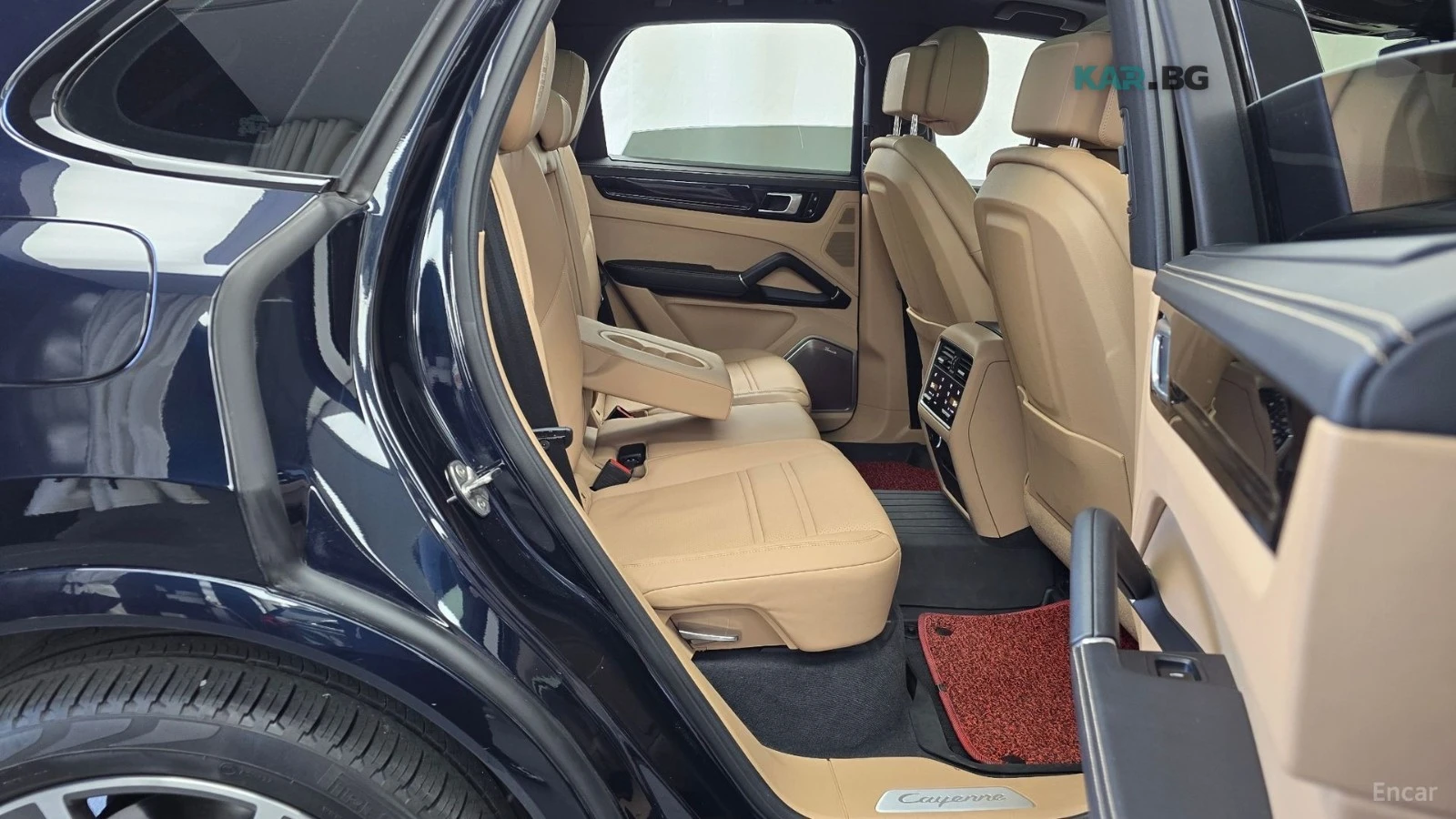 Porsche Cayenne * 3.0E-Hybrid* ПОДГРЕВ* ОБДУХВАНЕ* 360* ПАНОРАМА* , снимка 12 - Автомобили и джипове - 54914453