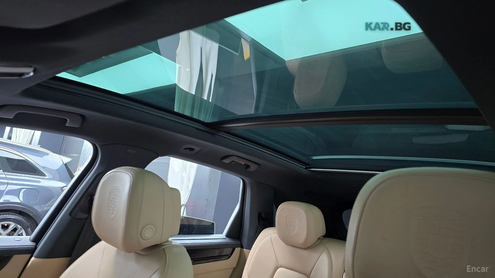 Porsche Cayenne * 3.0E-Hybrid* ПОДГРЕВ* ОБДУХВАНЕ* 360* ПАНОРАМА* , снимка 16 - Автомобили и джипове - 54914453