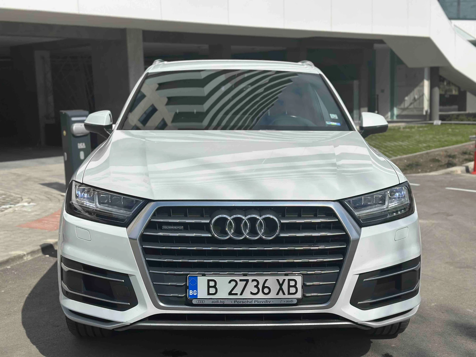 Audi Q7 S-LINE 3.0 TDI * Matrix LED * Заден Завиващ мост, снимка 4 - Автомобили и джипове - 54955581