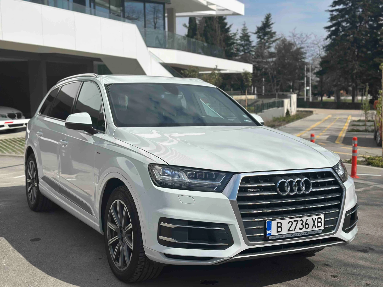 Audi Q7 S-LINE 3.0 TDI * Matrix LED * Заден Завиващ мост, снимка 2 - Автомобили и джипове - 54955581