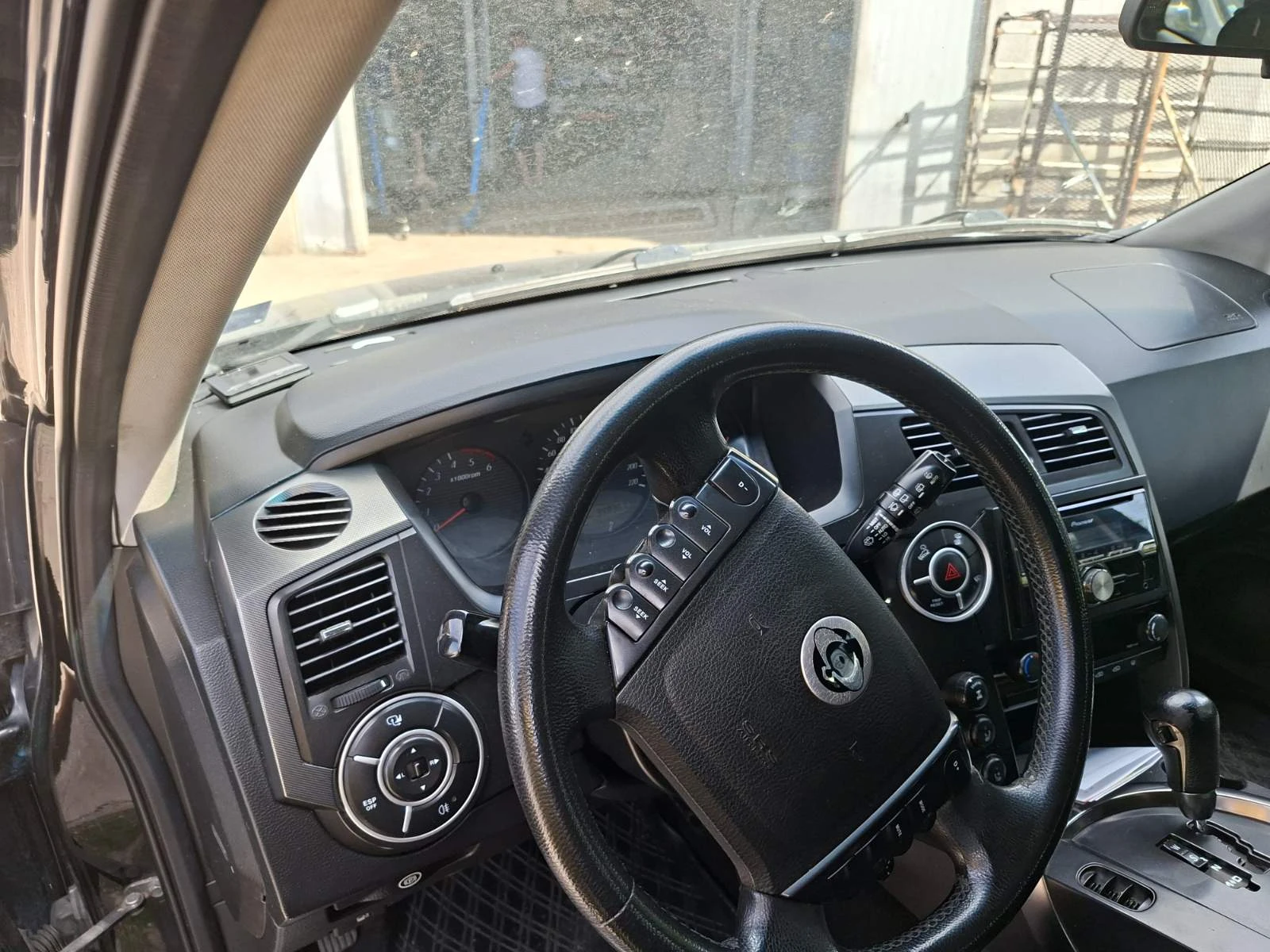 SsangYong Kyron, снимка 5 - Автомобили и джипове - 55485175