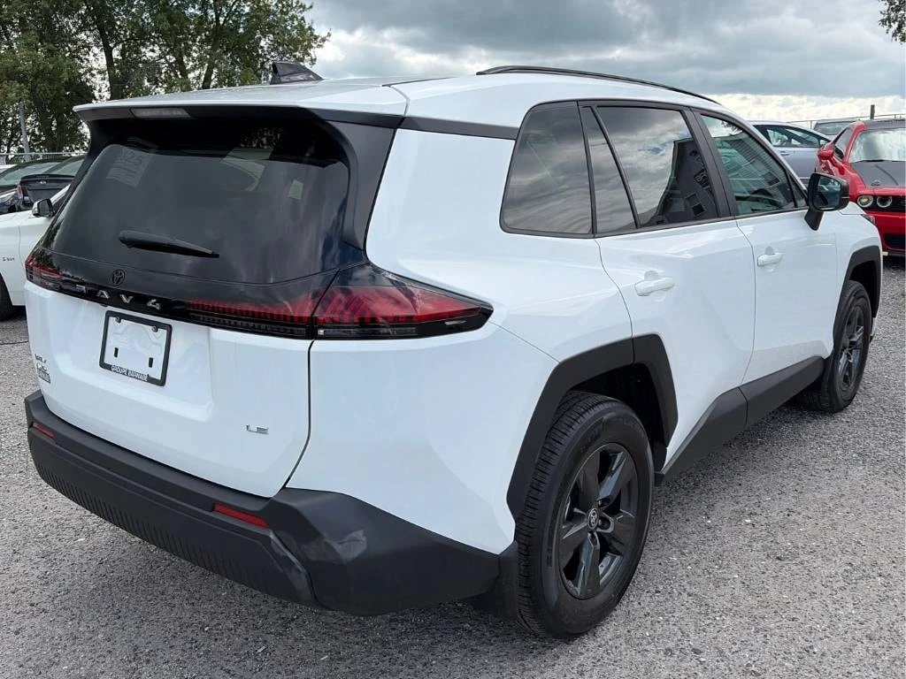 Toyota Rav4 * AWD * ПОДГРЕВ * 2 КЛЮЧА * BLIND SPOT * CARFAX * , снимка 5 - Автомобили и джипове - 55967324