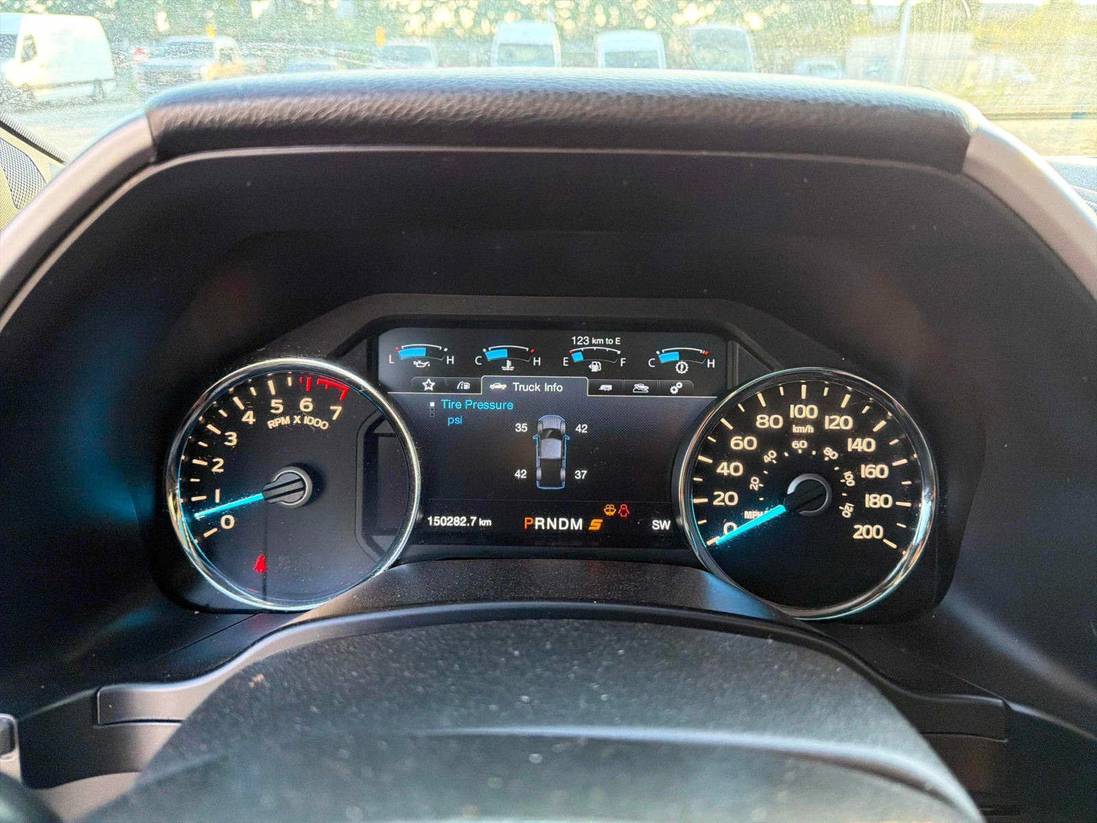 Ford F150 * LARIAT 4WD SuperCrew 5.5' Box* АВТОКРЕДИТ* , снимка 15 - Автомобили и джипове - 56040693