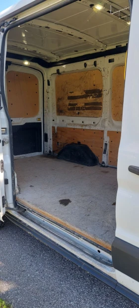 Ford Transit 2.0 tdci клима , снимка 8