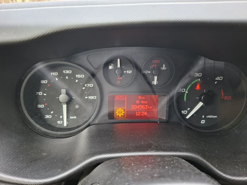 Iveco Daily 40c15- 3, 5t, снимка 9 - Бусове и автобуси - 52461270