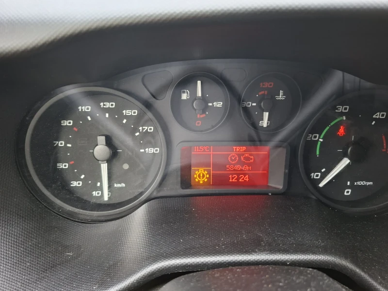 Iveco Daily 40c15- 3, 5t, снимка 10 - Бусове и автобуси - 52461270