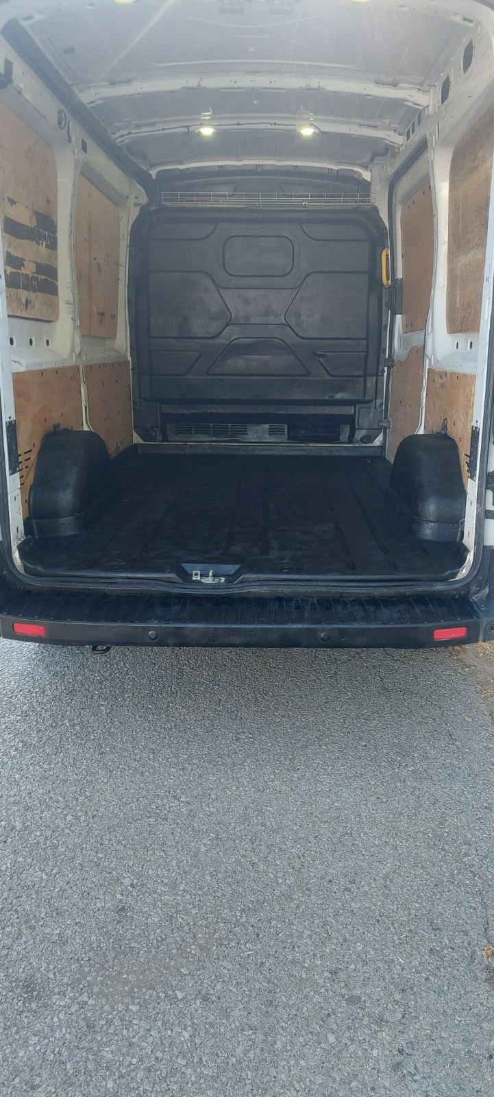 Ford Transit 2.0 tdci клима , снимка 16 - Бусове и автобуси - 54713816