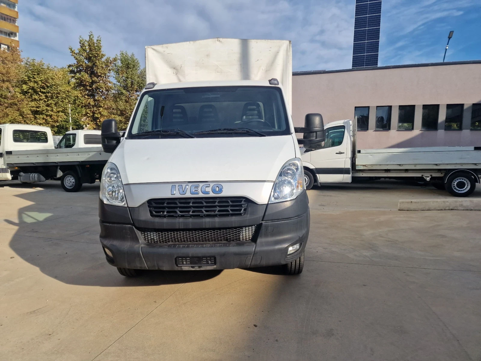 Iveco 35c13 Швейцарски внос  - изображение 2