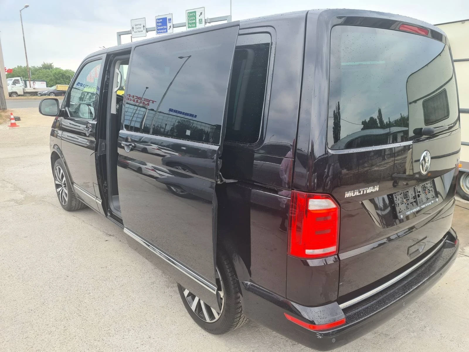 VW Multivan 4х4 / DISTRONIC / КАМЕРА / НАВИ - изображение 6