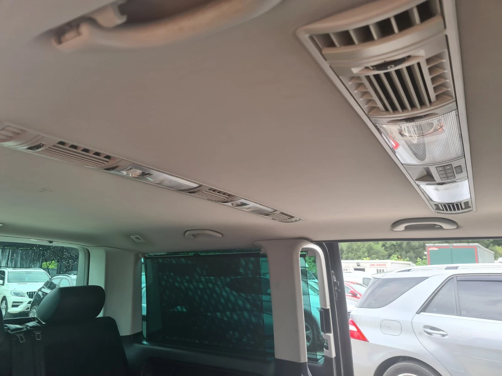 VW Multivan 4х4 / DISTRONIC / КАМЕРА / НАВИ - изображение 10