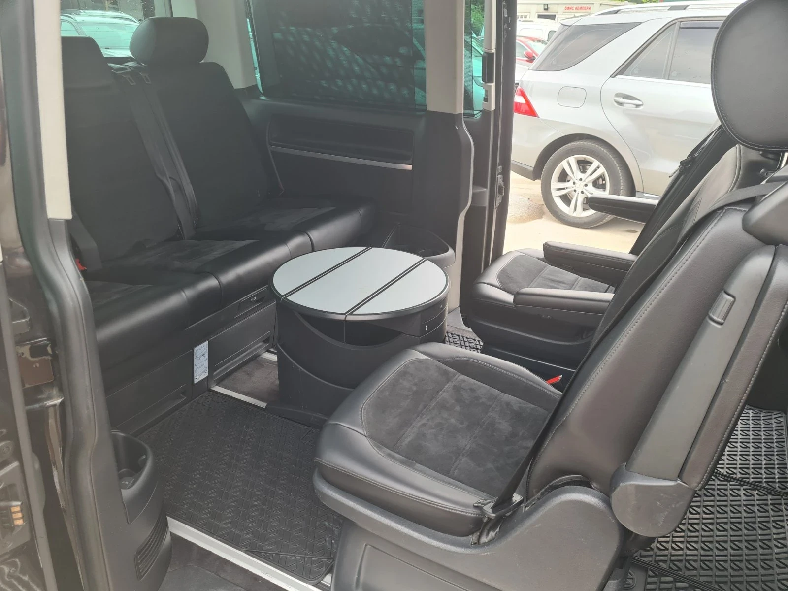 VW Multivan 4х4 / DISTRONIC / КАМЕРА / НАВИ - изображение 9