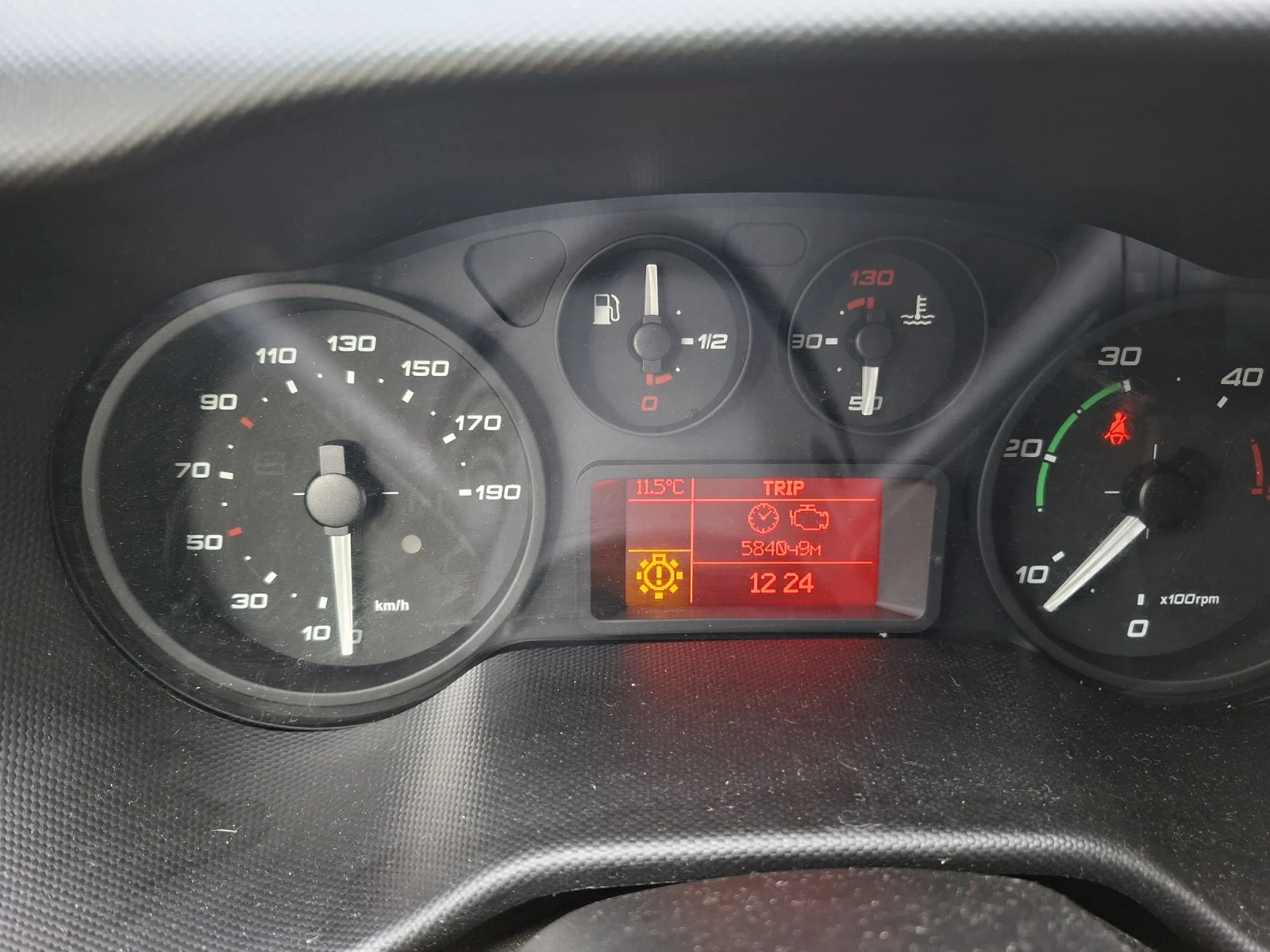 Iveco Daily 40c15- 3, 5t - изображение 9