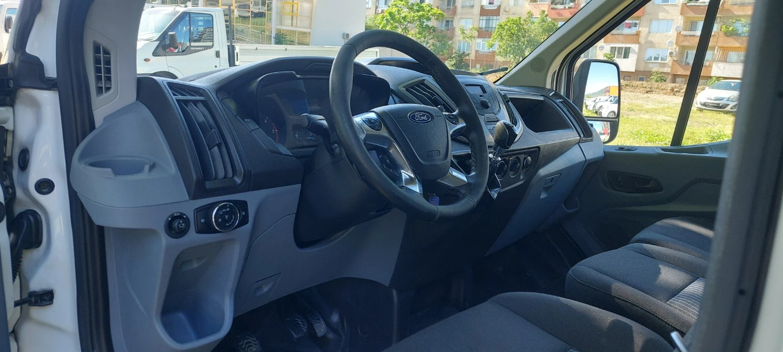 Ford Transit 2.0 tdci клима , снимка 9 - Бусове и автобуси - 54713816
