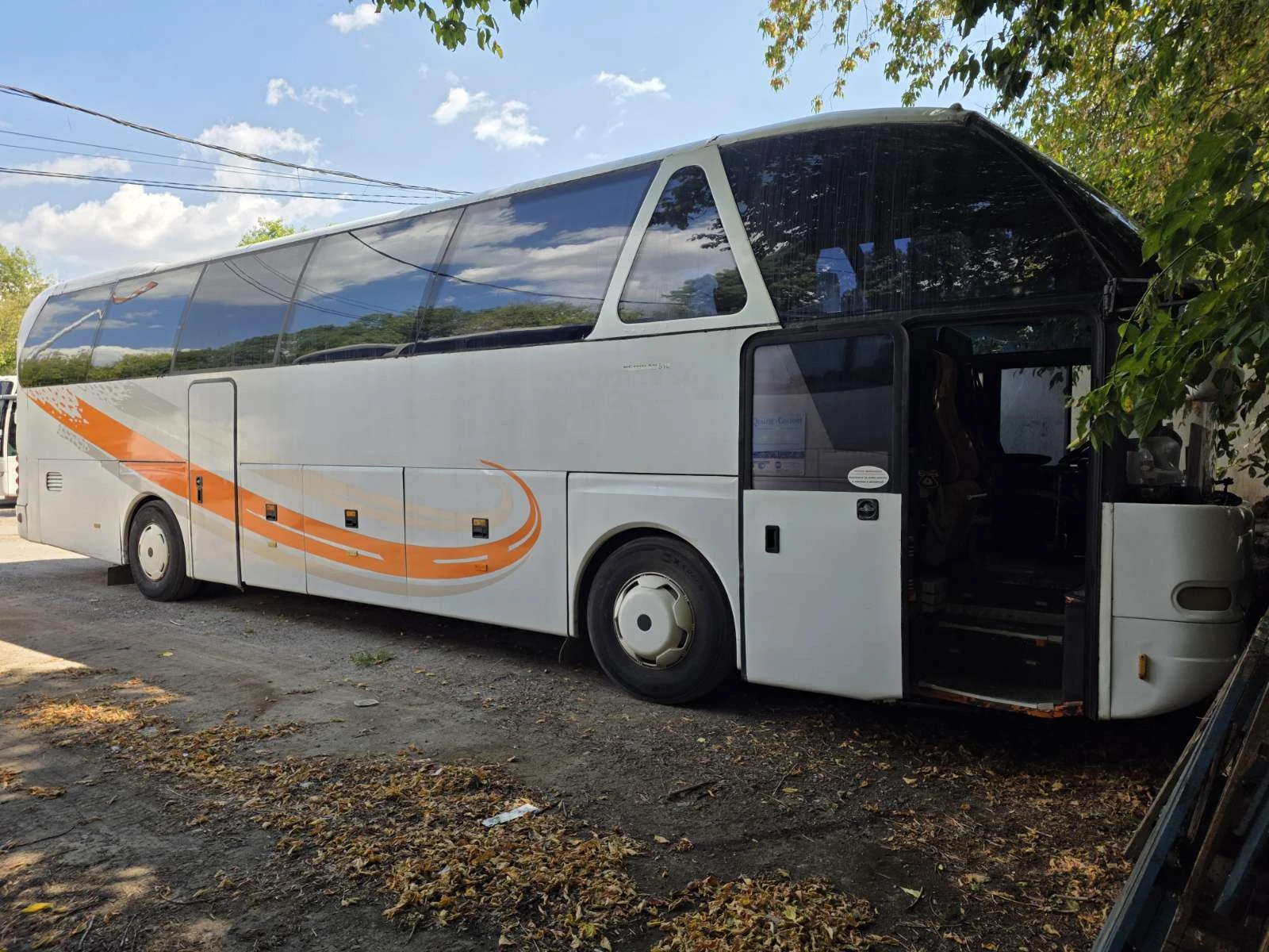 Neoplan N 316 SHD