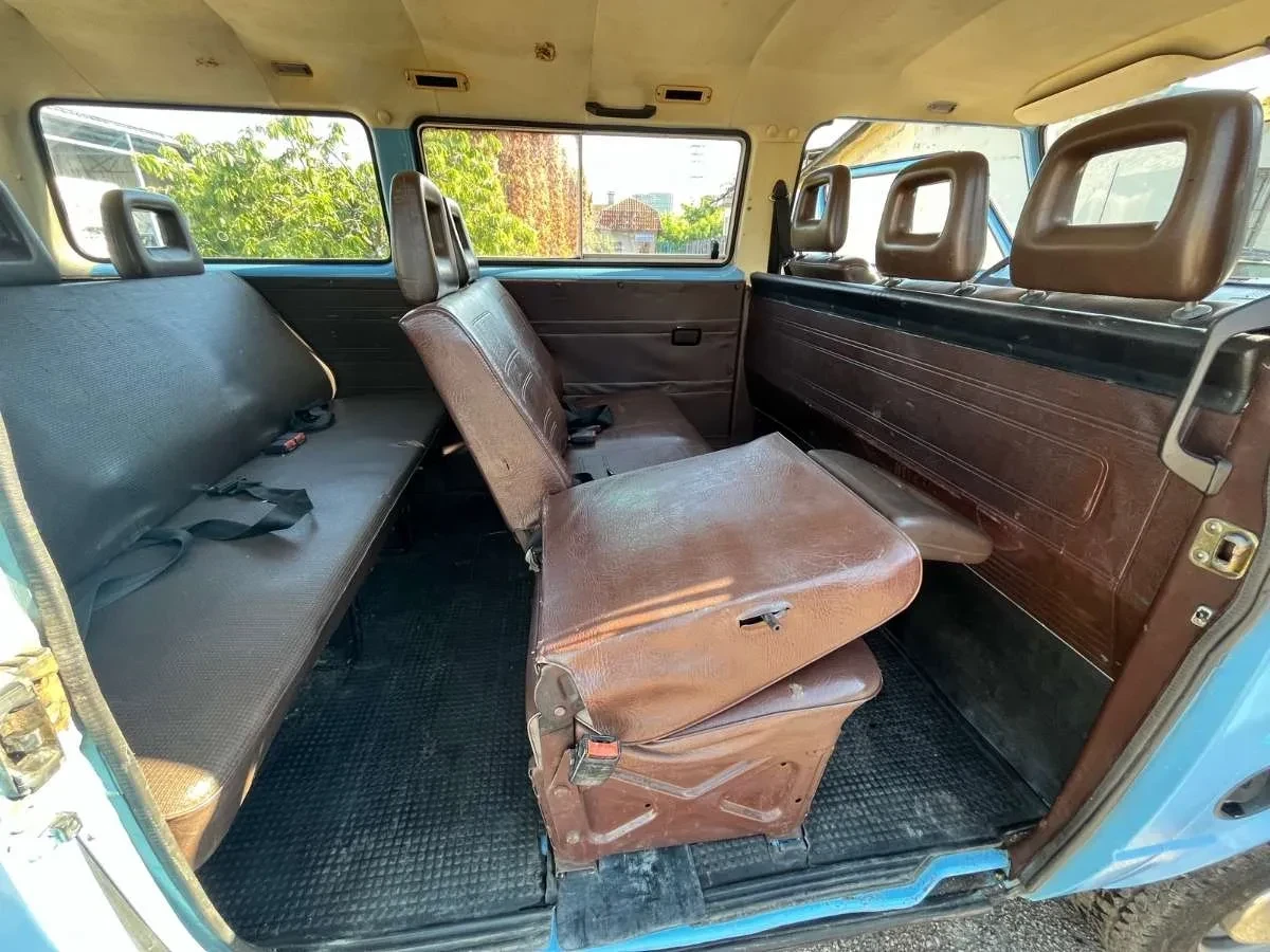 VW Caravelle 1.6D, снимка 12 - Бусове и автобуси - 56127584