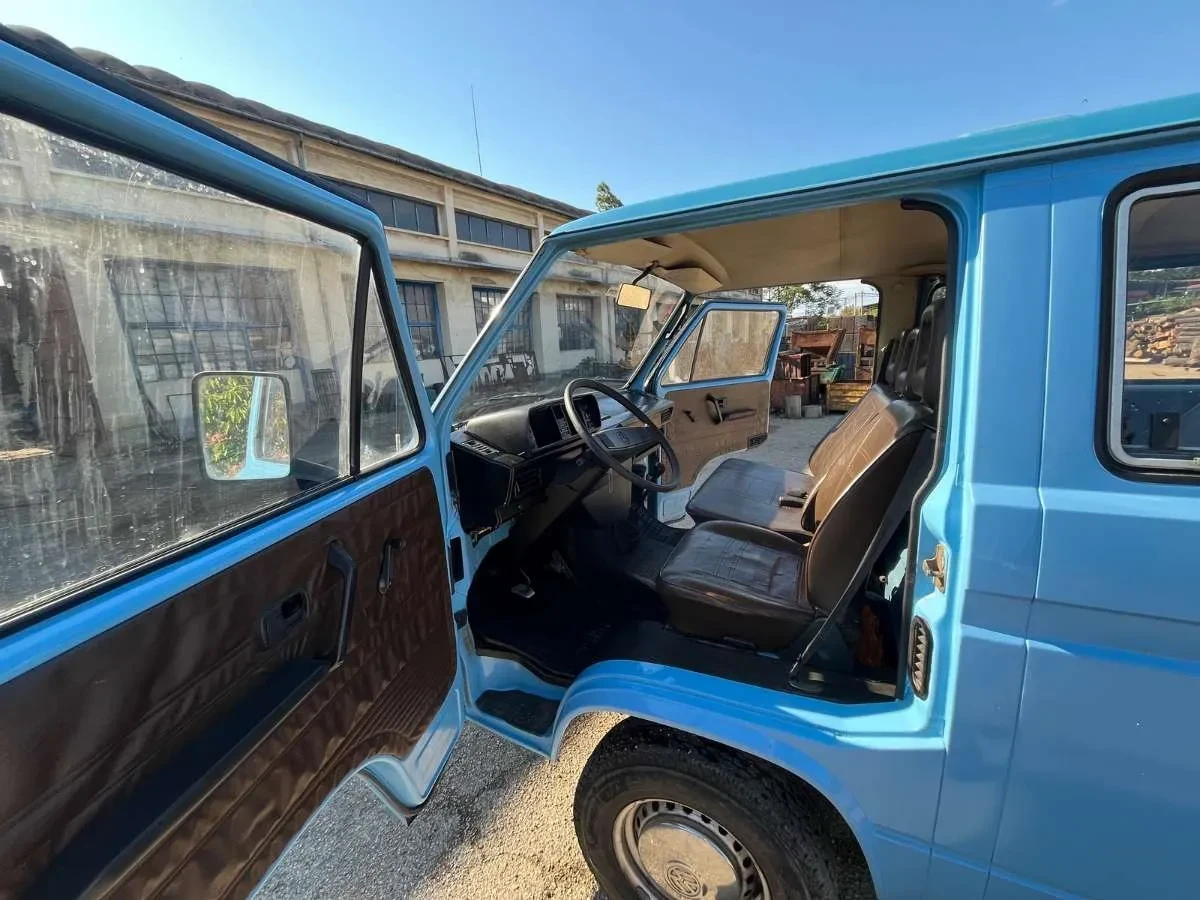 VW Caravelle 1.6D, снимка 8 - Бусове и автобуси - 56127584