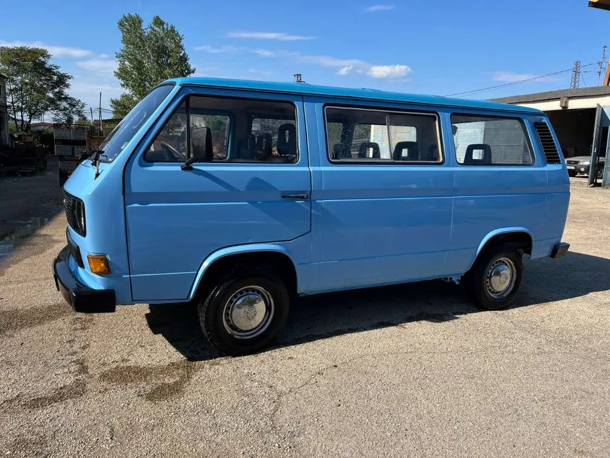 VW Caravelle 1.6D, снимка 2 - Бусове и автобуси - 56127584