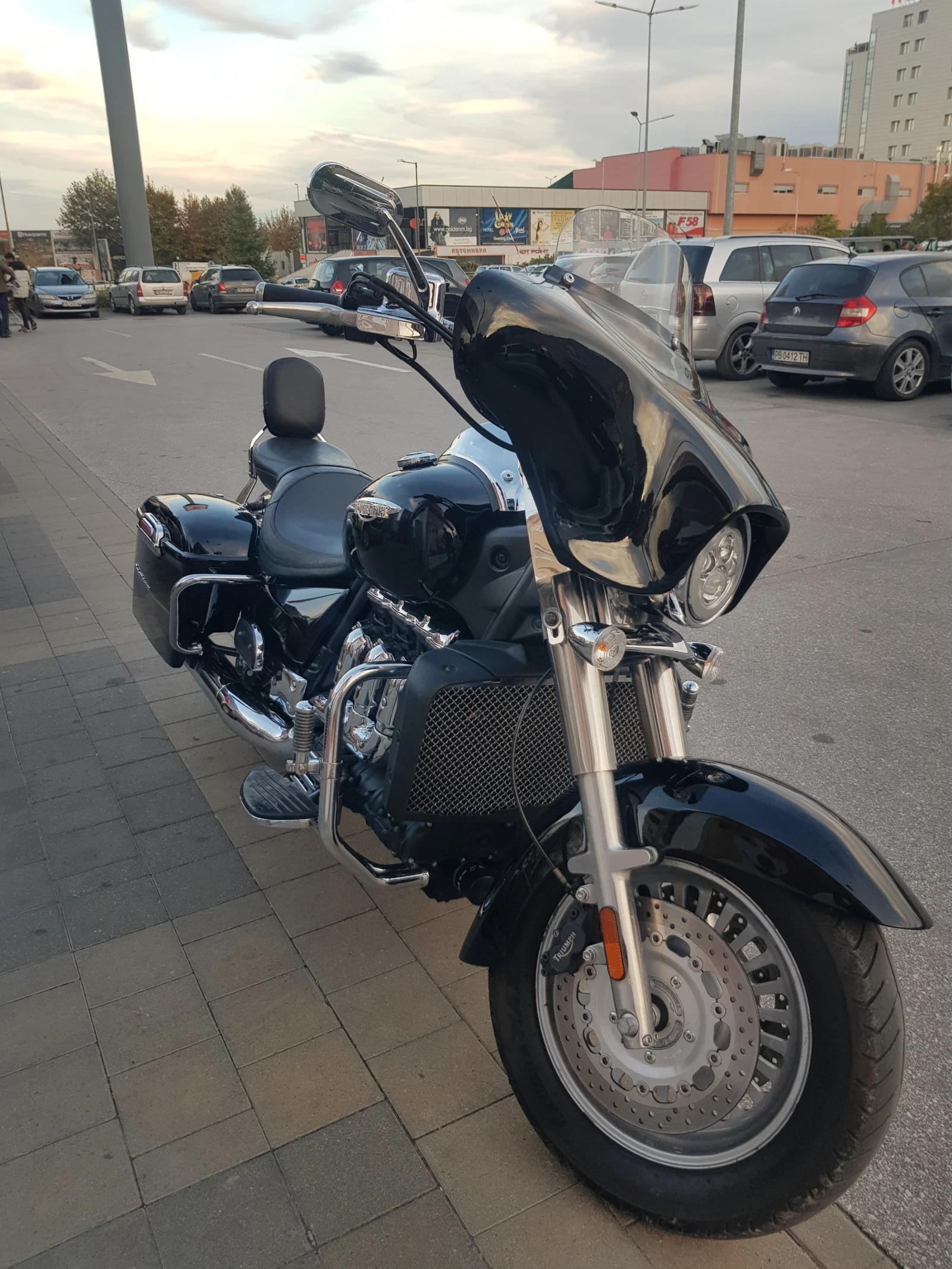 Triumph Rocket | Mobile.bg   1