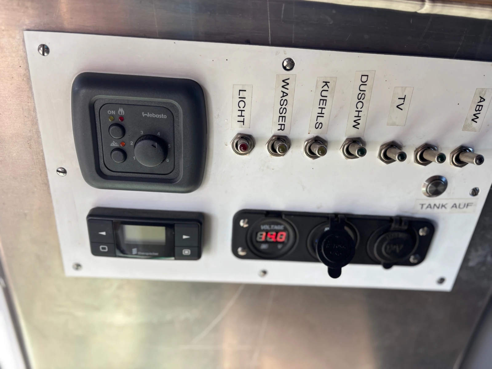 Кемпер Mercedes-Benz SPRINTER 4х4 - изображение 8