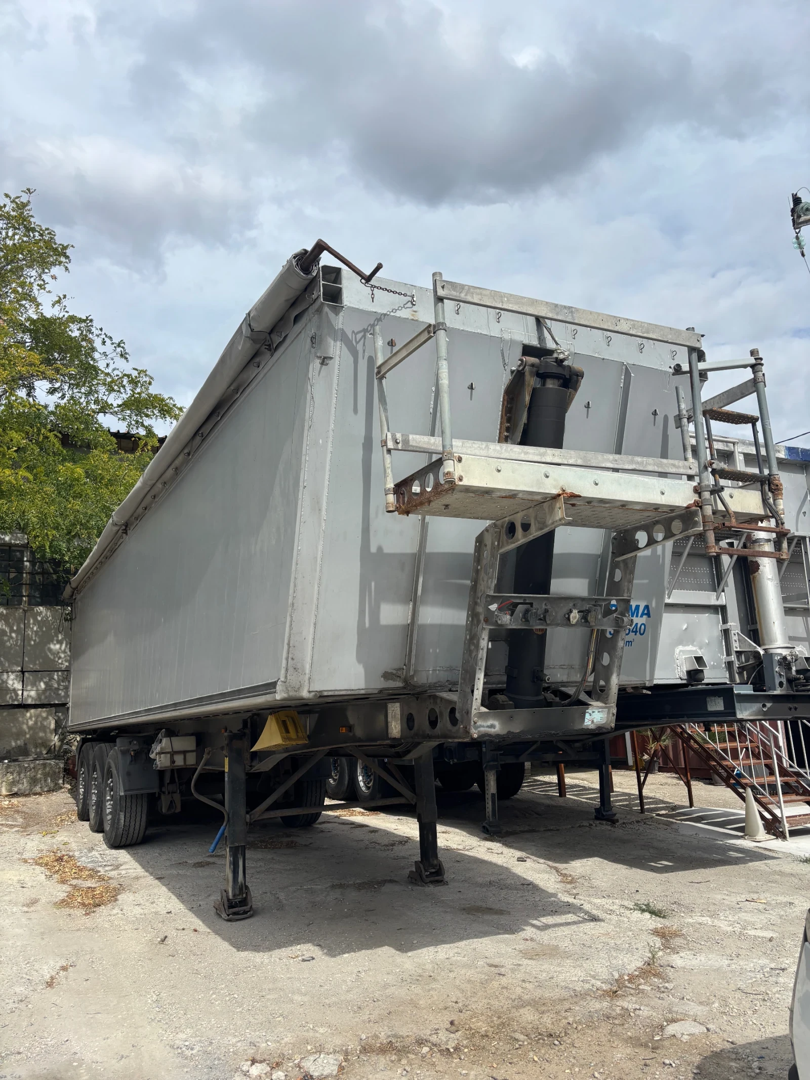  Schmitz | Mobile.bg   2