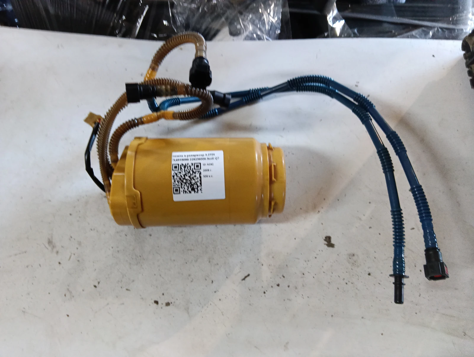 помпа в резервоар 4.2TDI 7L6919088 228236006 Audi Q7