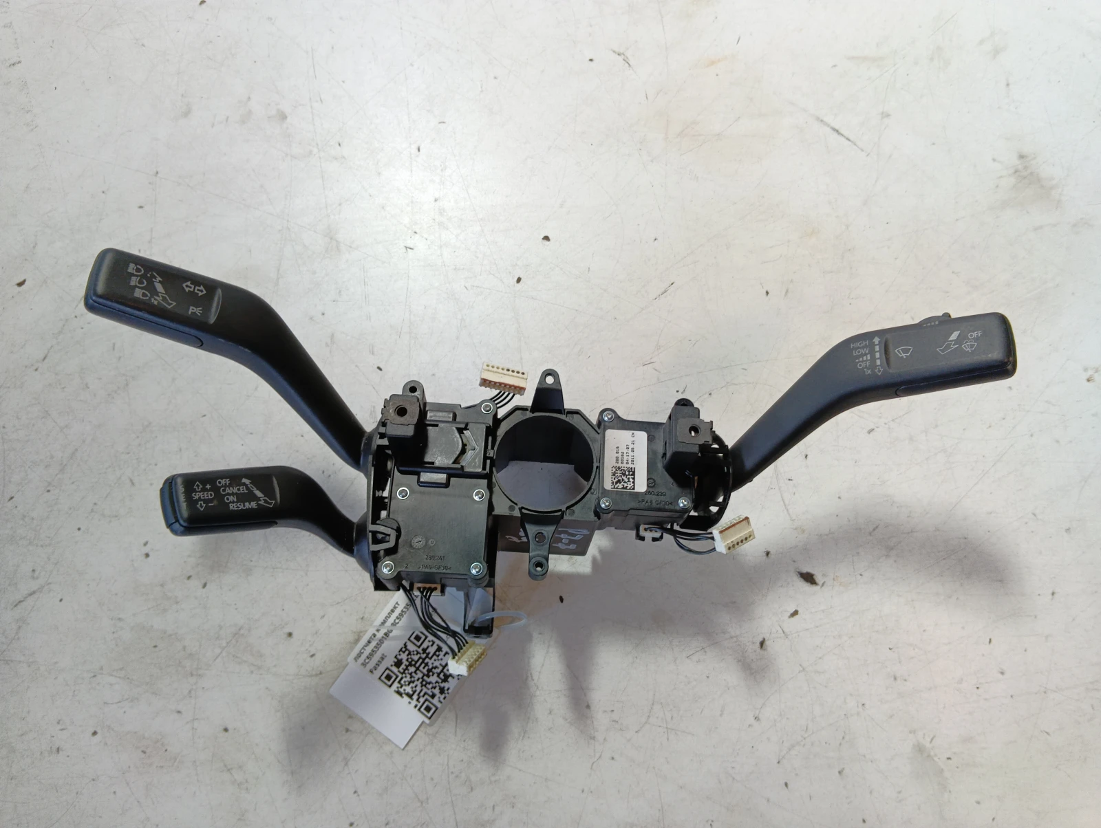 лостчета комплект 3C5953501BG 3C5953502B VW Passat