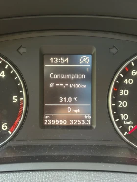 VW Sharan 200 к.с - Алкантара - Панорама  - DSG 6 - CarPlay, снимка 6