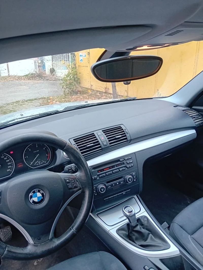 BMW 120 120d facelift, снимка 9 - Автомобили и джипове - 47340636