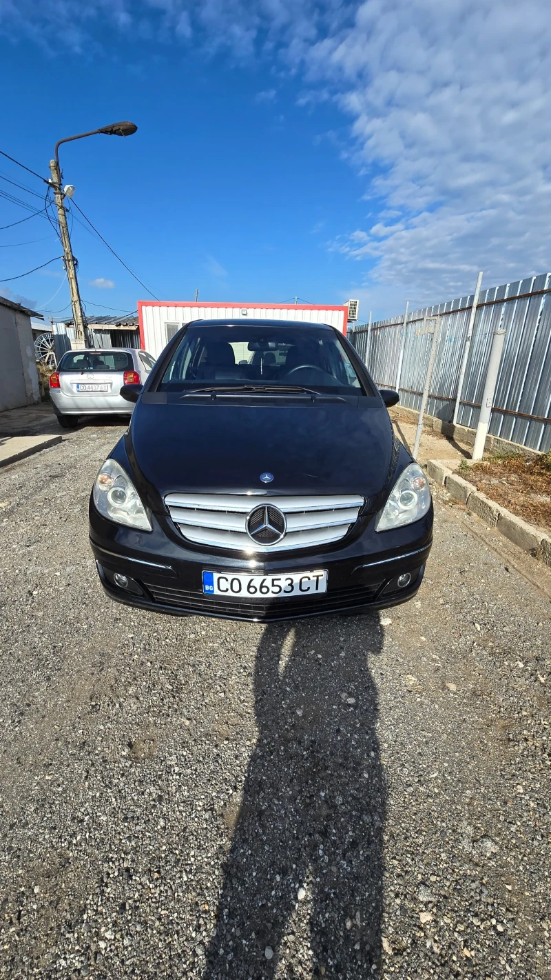 Mercedes-Benz B 180, снимка 2 - Автомобили и джипове - 47361622