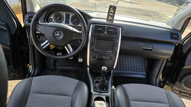 Mercedes-Benz B 180, снимка 9 - Автомобили и джипове - 47361622