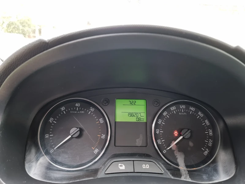 Skoda Roomster Топ Оферта Черен петък, снимка 3 - Автомобили и джипове - 52331478