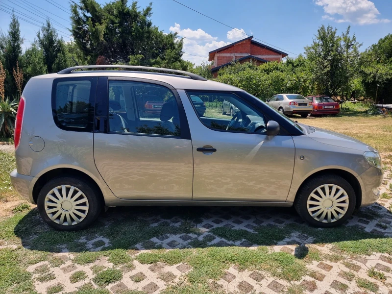 Skoda Roomster Топ Оферта Черен петък, снимка 15 - Автомобили и джипове - 52331478