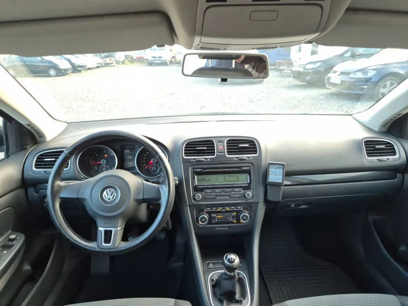 VW Golf 1.6TDI 105к.с., снимка 10 - Автомобили и джипове - 51712925