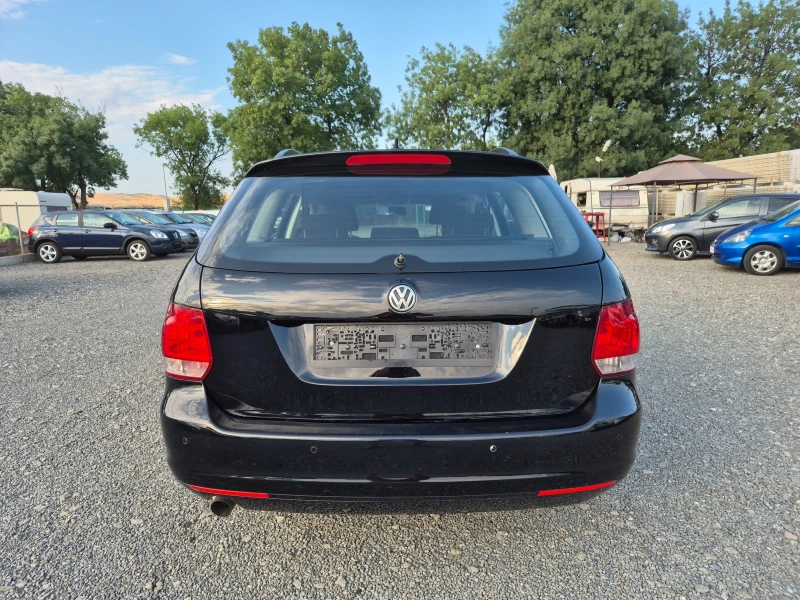 VW Golf 1.6TDI 105к.с., снимка 5 - Автомобили и джипове - 51712925