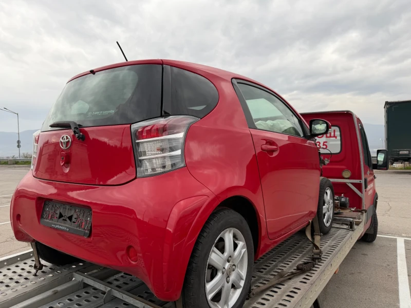 Toyota IQ 1.0 vvt-I cvt, снимка 2 - Автомобили и джипове - 52553816