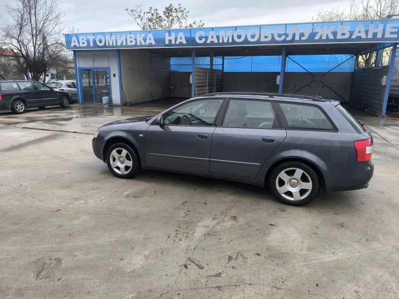 Audi A4 1.8T Газ Автоматик, снимка 4 - Автомобили и джипове - 52595392