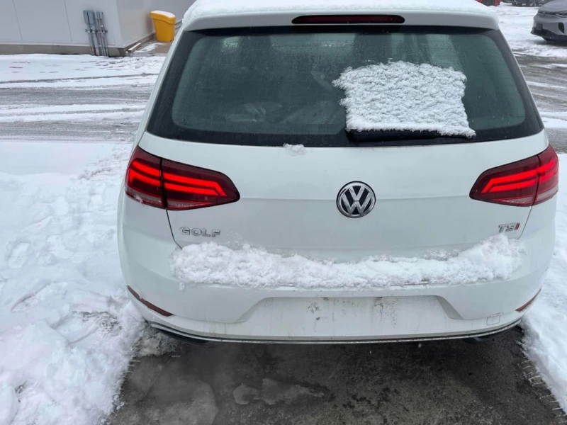 VW Golf 2018 5 door Auto * CARFAX * БЕЗ ПЪРВОНАЧАЛНА ВНОСК, снимка 5 - Автомобили и джипове - 52943505