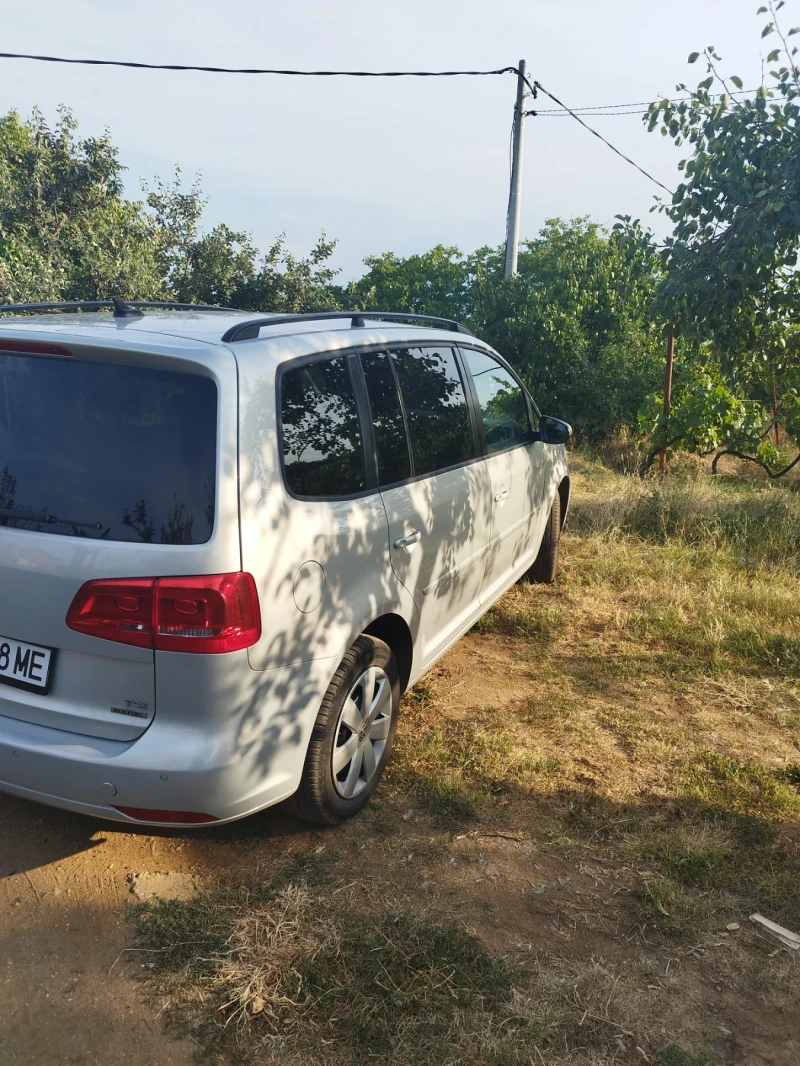 VW Touran, снимка 4 - Автомобили и джипове - 53585530