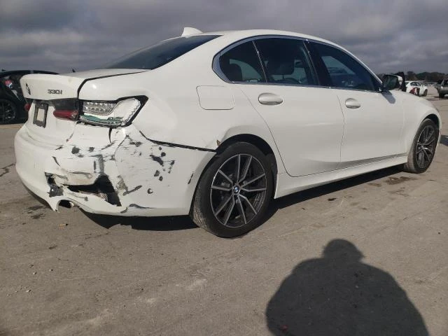 BMW 330 KEYLESS* LED* НАВИГАЦИЯ, снимка 3 - Автомобили и джипове - 53698592