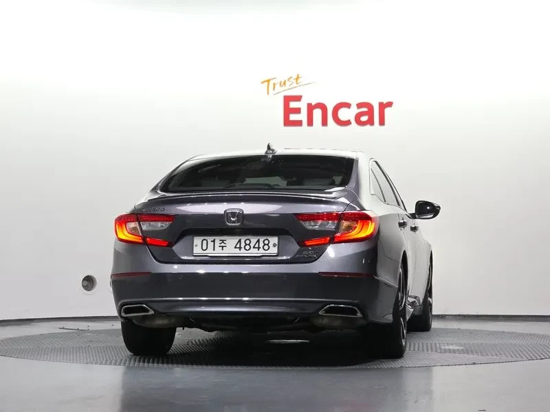 Honda Accord 2.0 Turbo Sports, снимка 4 - Автомобили и джипове - 55985418
