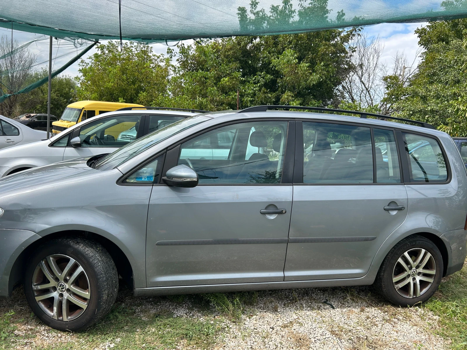 VW Touran 1.9 - изображение 2