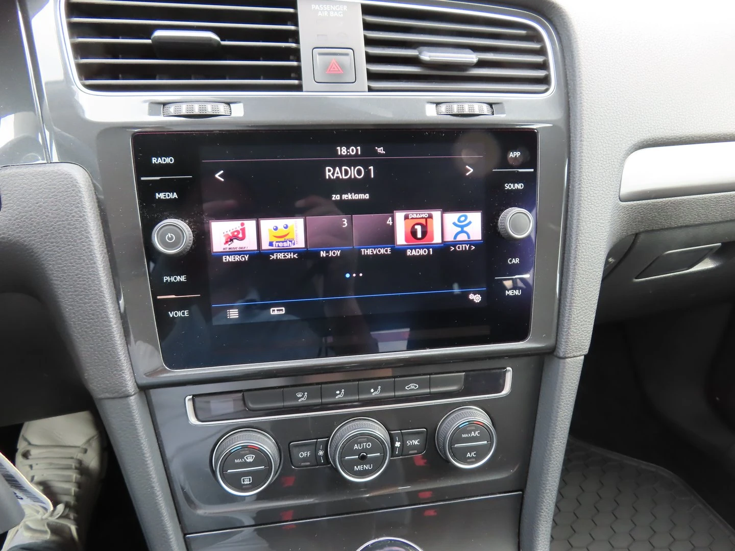 VW Golf Variant Comfortline 1.6TDI BMT - изображение 8