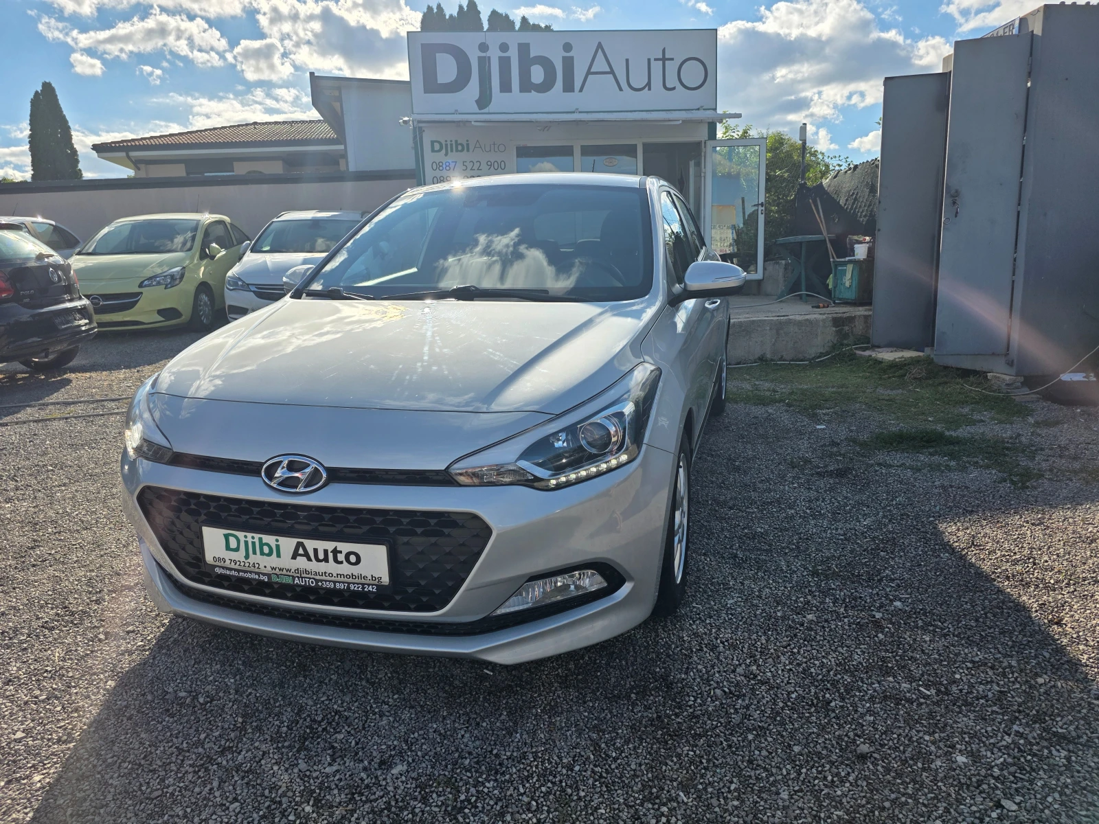 Hyundai I20 1.2i passion led euro6 като нов - изображение 3